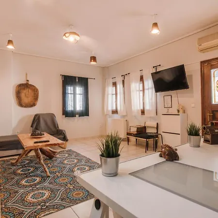 Apartman Varousi.traditional House In Old Town Of 1 *