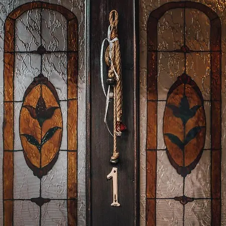 Διαμέρισμα Varousi.traditional House In Old Town Of 1 Τρίκαλα